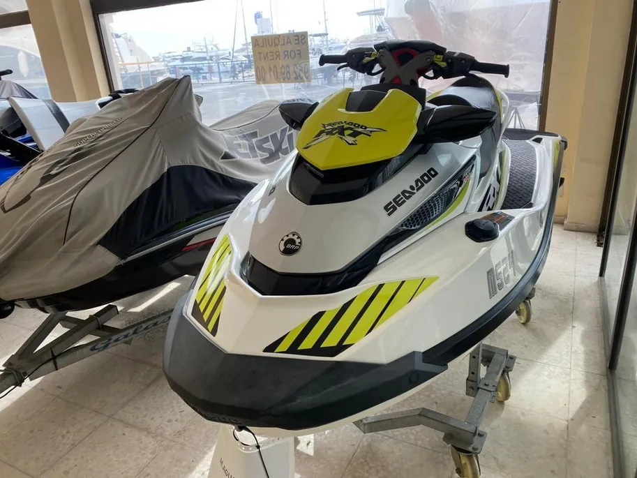 Buy 2017 Sea-Doo RXT300 | 4m