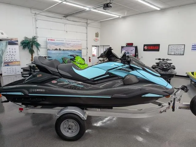 Buy 2022 Yamaha WaveRunner FX Cruiser HO With Audio System| 12'