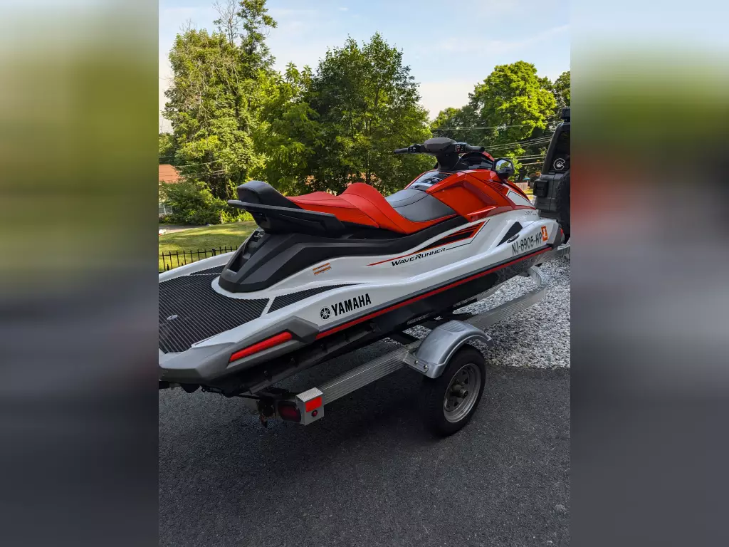 Buy VX110 CRUISER
