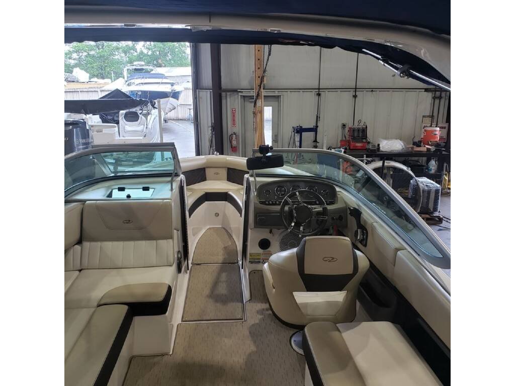 2014 Regal 2100 Bowrider For Sale